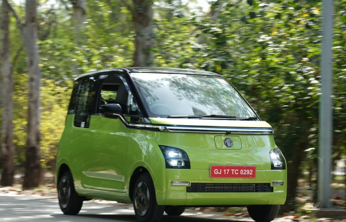 MG Comet EV Variants Explained